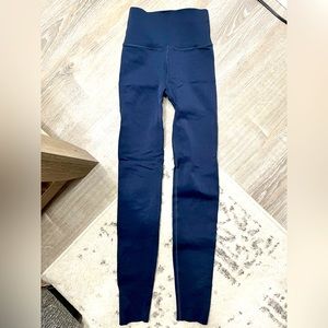 Fabletic’s Leggings